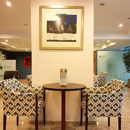 Hotel Mavi Surmeli Ξενοδοχείο 4*
