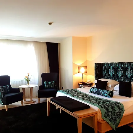 Jura Mavi Sürmeli Otel Adana