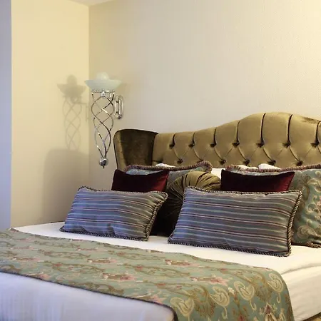 Hotel Mavi Surmeli 4* Άδανα