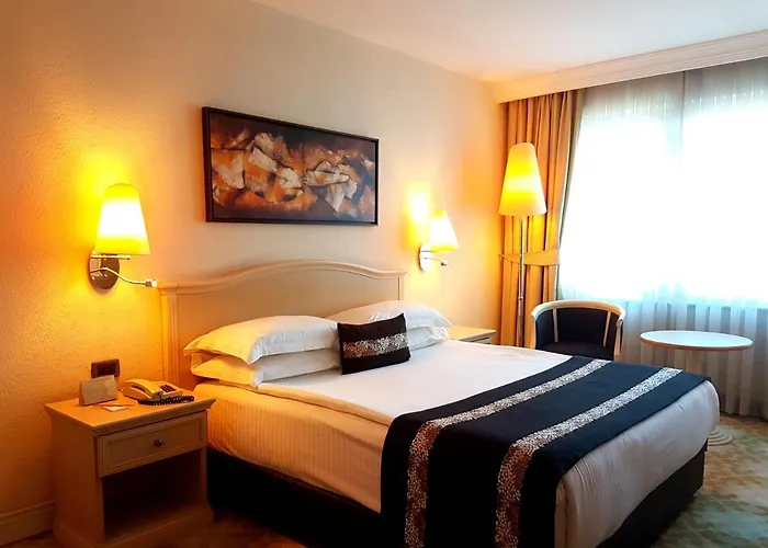 Otel Jura Hotels Mavi Sürmeli Adana 4*