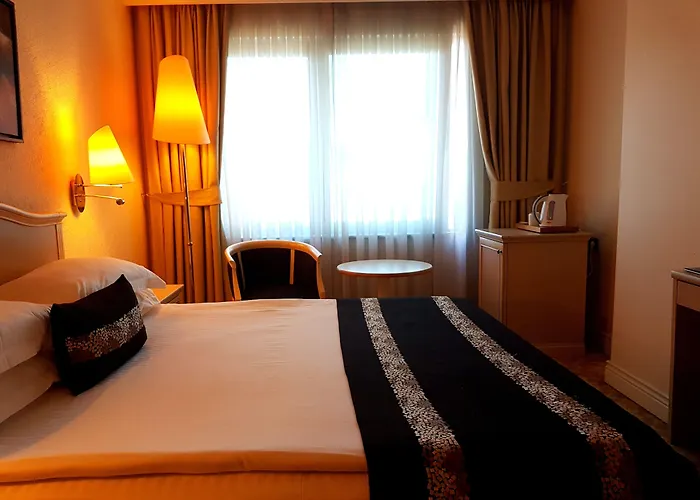 Jura Hotels Mavi Sürmeli Adana 4*