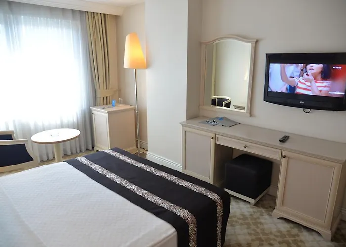 Jura Hotels Mavi Sürmeli Adana 4*